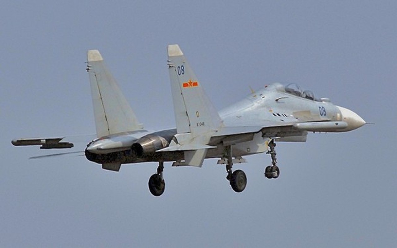 J-20 cua Trung Quoc co thuc su tang hinh nhu quang cao?-Hinh-4