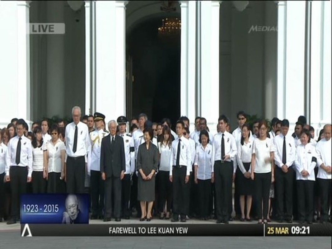 Dan Singapore dau buon ruoc linh cuu ong Ly Quang Dieu-Hinh-7